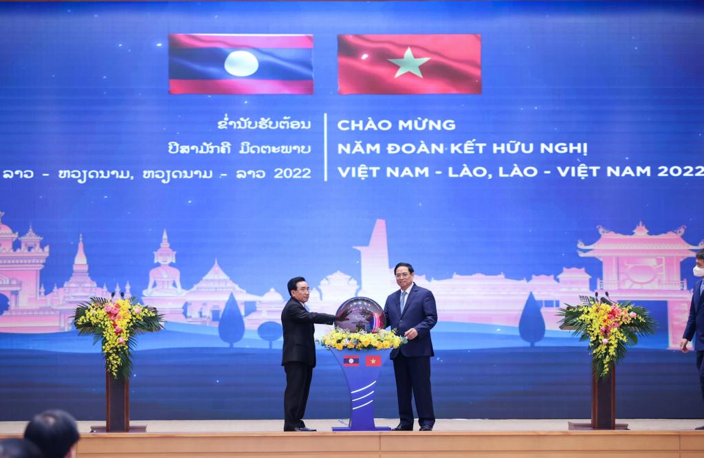 [TIN TỨC] –Thuận lợi của doanh nghiệp Việt khi xuất khẩu hàng hóa qua Lào